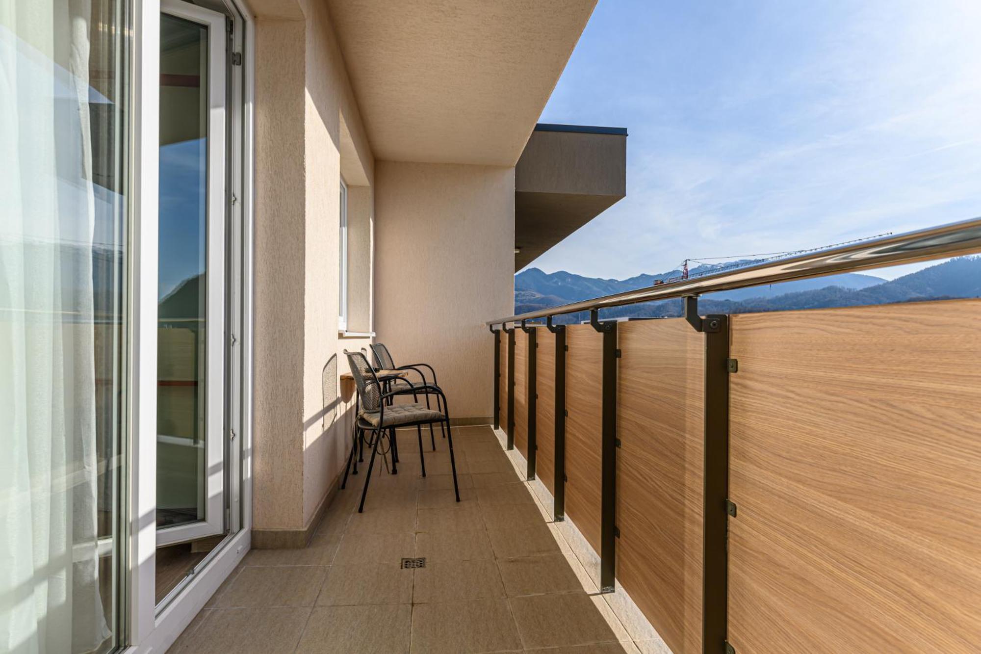 B-Holiday Luxury Apartments Urban Plaza Brasov Exterior photo