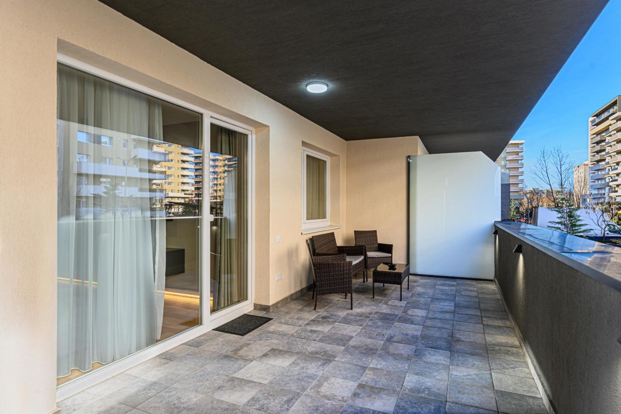 B-Holiday Luxury Apartments Urban Plaza Brasov Exterior photo