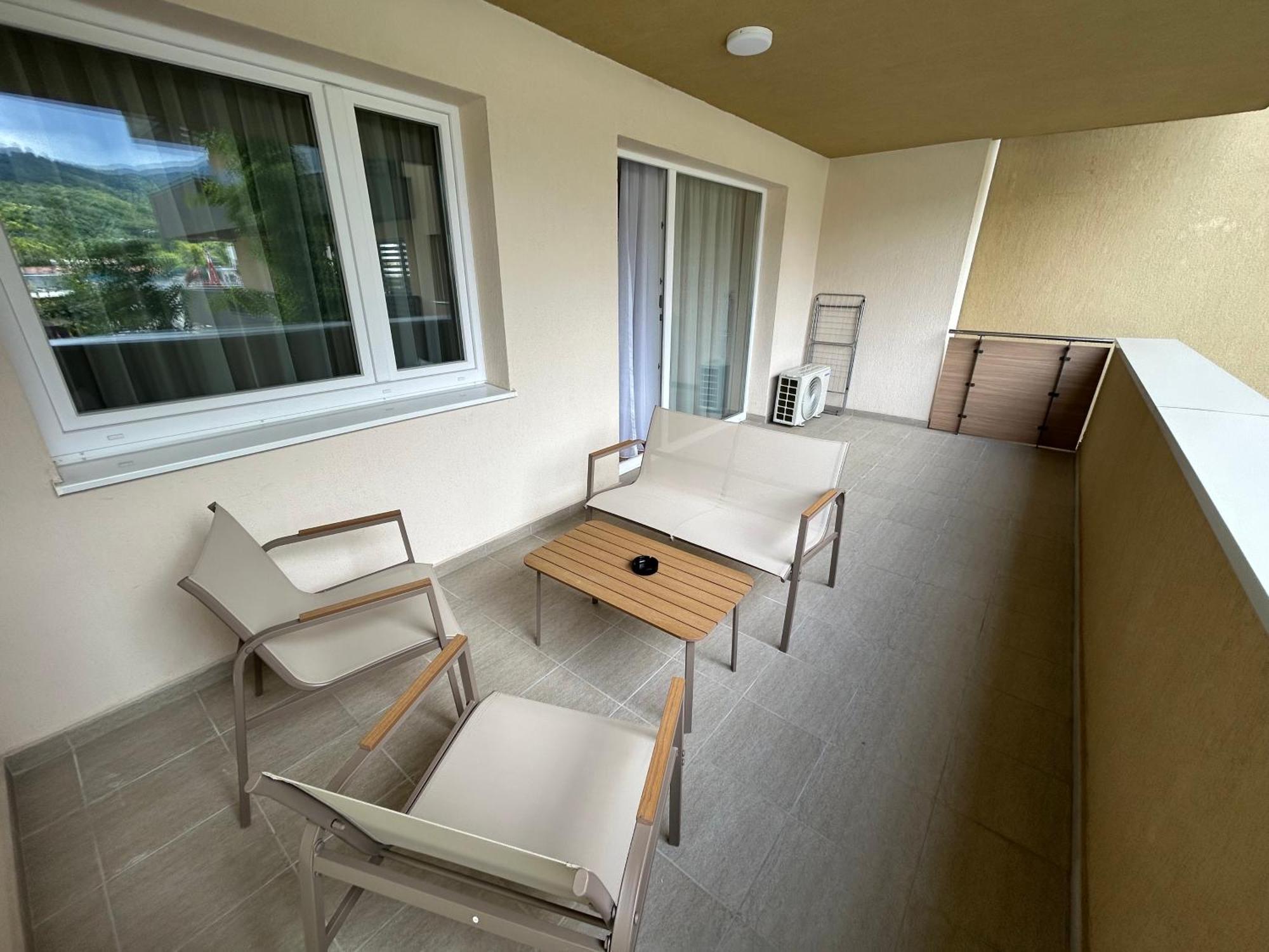 B-Holiday Luxury Apartments Urban Plaza Brasov Exterior photo